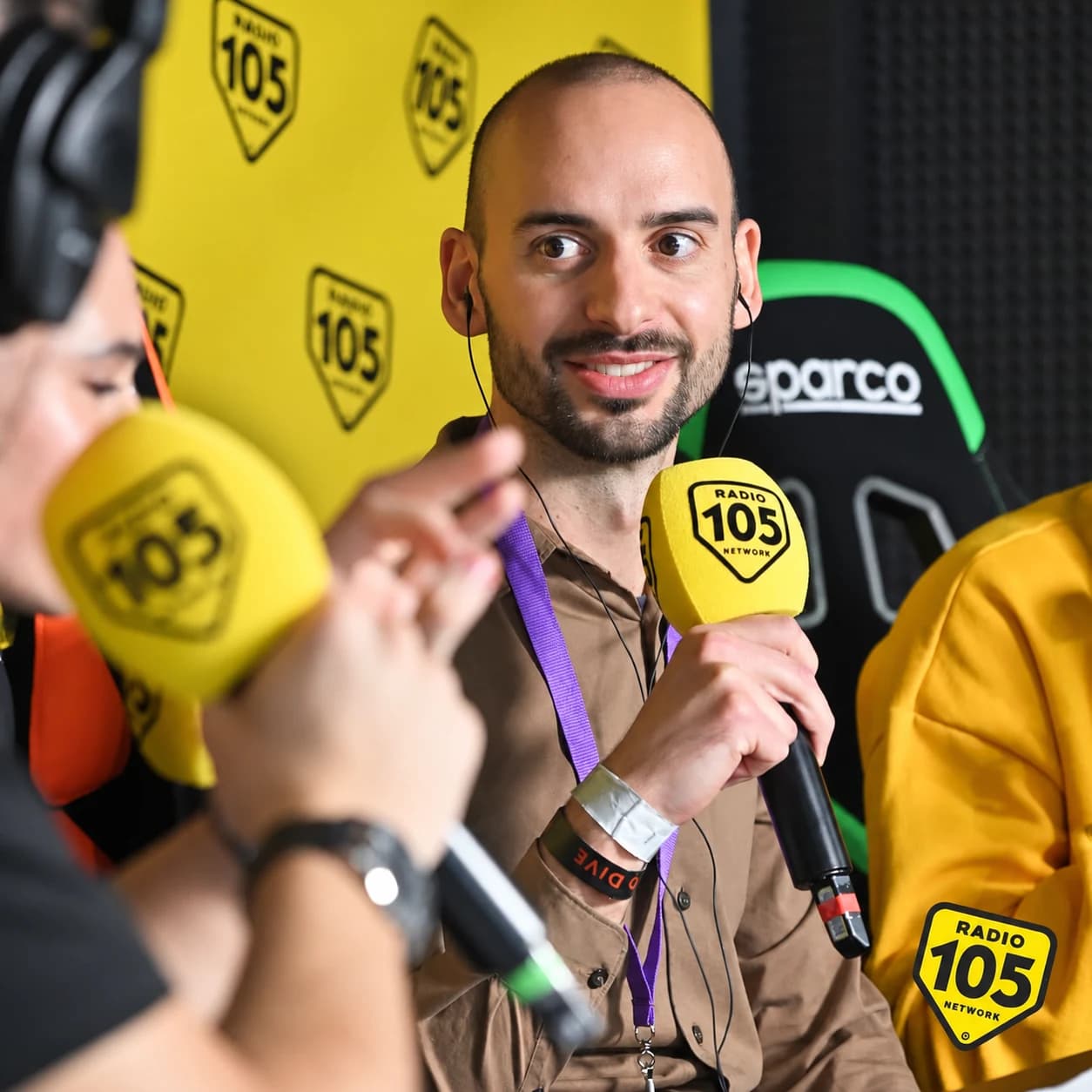 Roberto Lucentini nello studio di Radio 105